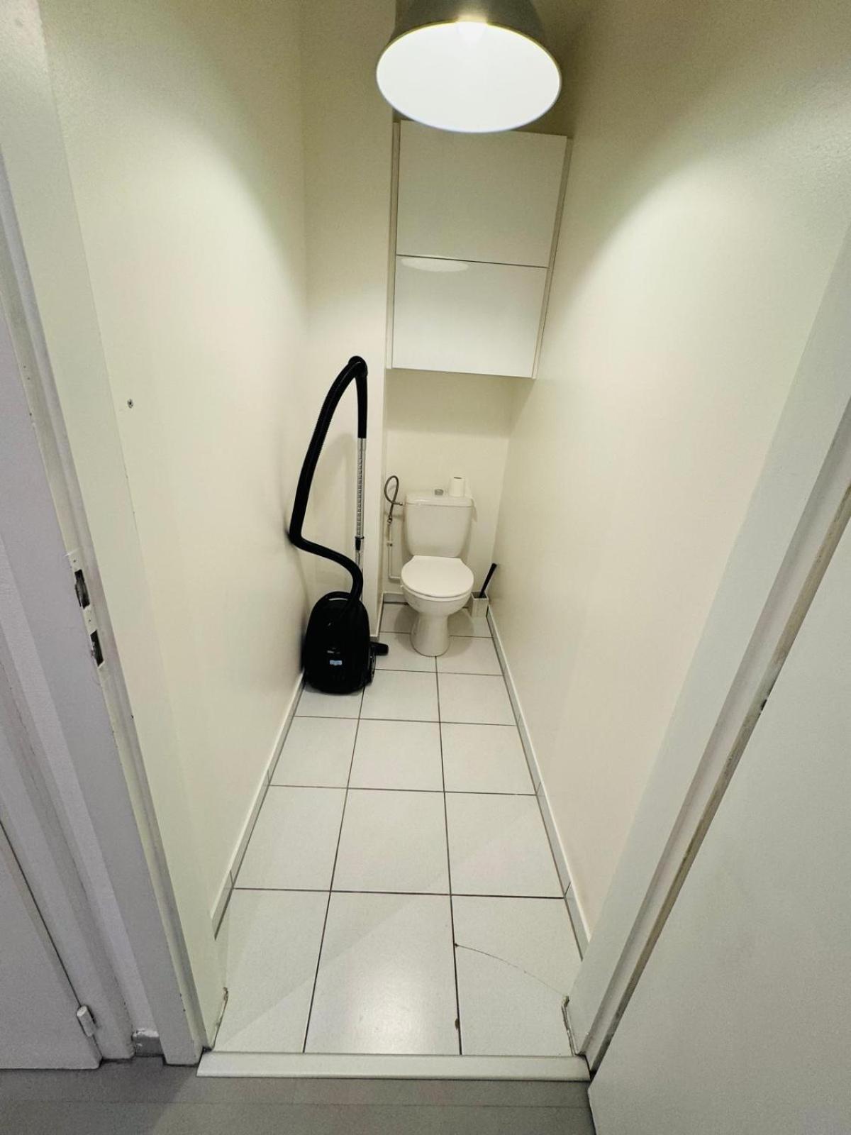 Appartement F3 Au Centre De *